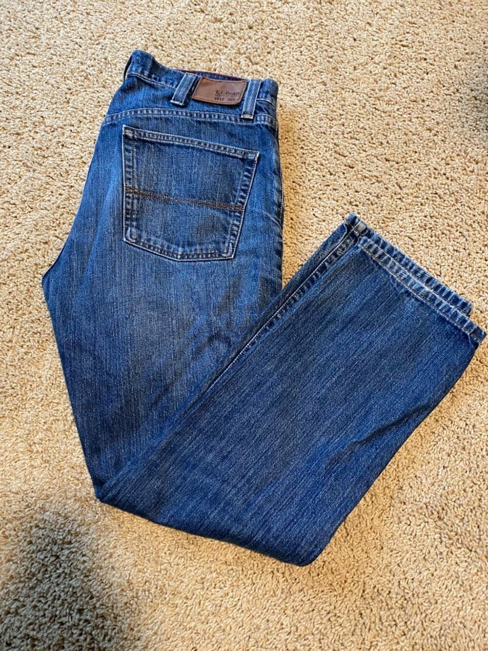 L.L. Bean Jeans Men's 34x30 Blue Standard Fit 1912 Denim Straight Leg Casual - Picture 6 of 6
